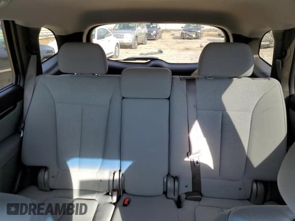 ✅ 2012 Hyundai Santa Fe GLS • VIN: 5XYZG3AB0CG116463 • Lot: 86622674. Listed on Copart with 96,454 mi. Free auction sales archive from the USA and detailed vehicle history report at DreamBid. Image 10.