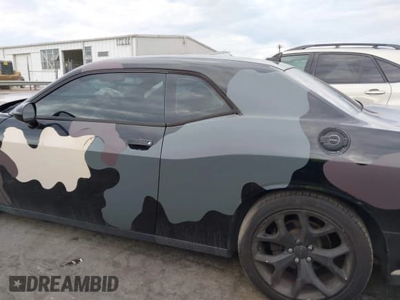 ✅ 2016 Dodge Challenger SXT • VIN: 2C3CDZAG9GH289701 • Lot: 43021951. Wystawiony na IAAI z przebiegiem 134 045 mil. Bezpłatny archiwum sprzedaży aukcyjnych z USA i szczegółowy raport historii pojazdu na DreamBid. Zdjęcie 14.