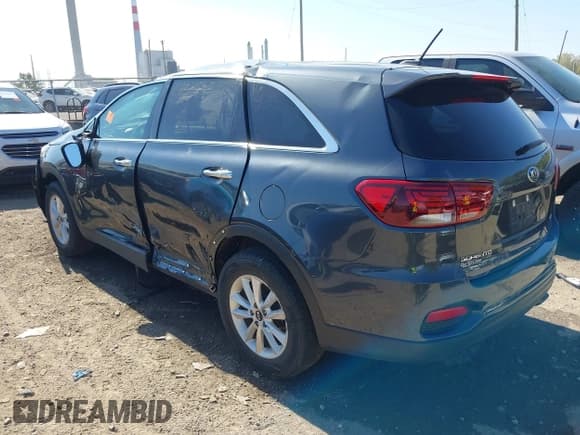 ✅ 2020 Kia Sorento L • VIN: 5XYPG4A30LG626897 • Лот: 43435589. Опубликован ранее на IAAI с пробегом 59 319 миль. Бесплатный доступ к архиву аукционных продаж из США и подробный отчёт об истории автомобиля на DreamBid. Изображение 3.