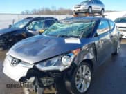 ✅ 2017 Hyundai Veloster • VIN: KMHTC6AD3HU311060 • Lot: 41421730. Wystawiony na IAAI z przebiegiem 111 447 mil. Bezpłatny archiwum sprzedaży aukcyjnych z USA i szczegółowy raport historii pojazdu na DreamBid. Zdjęcie 6.
