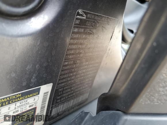 ✅ 2018 Jaguar F-Pace 30t Premium • VIN: SADCJ2GX3JA203862 • Лот: 67456825. Опубликован ранее на Copart с пробегом 129 626 миль. Бесплатный доступ к архиву аукционных продаж из США и подробный отчёт об истории автомобиля на DreamBid. Изображение 13.