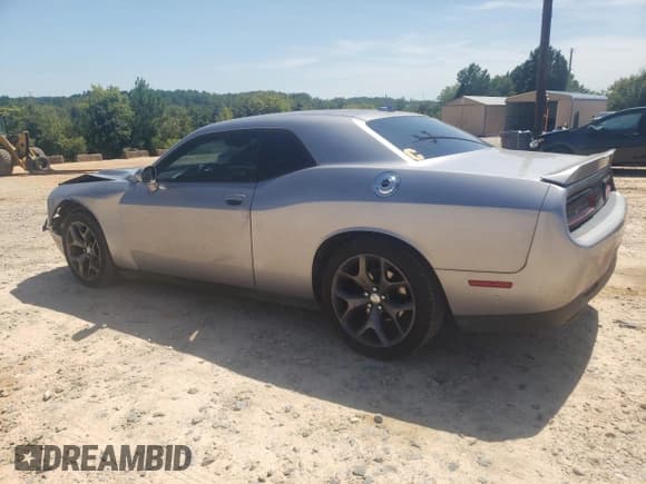 ✅ 2015 Dodge Challenger SXT Plus • VIN: 2C3CDZBG2FH733272 • Lot: 70007744. Wystawiony na Copart z przebiegiem 136 995 mil. Bezpłatny archiwum sprzedaży aukcyjnych z USA i szczegółowy raport historii pojazdu na DreamBid. Zdjęcie 2.