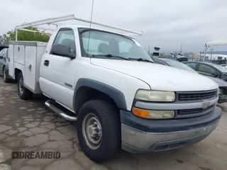 2001 Chevrolet Silverado 2500 z VIN 1GBGC24U71Z257494, wystawiony jako IAAI lot #42214754 z przebiegiem 349 247 mil mil oraz . Historia ofert i sprzedaży dostępna na DreamBid. Obrazek 1.