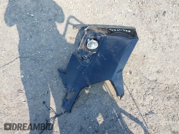 ✅ 2021 Chevrolet Traverse LT Cloth • VIN: 1GNERGKWXMJ151148 • Lot: 42671405. Listed on IAAI with 81,096 mi. Free auction sales archive from the USA and detailed vehicle history report at DreamBid. Image 12.