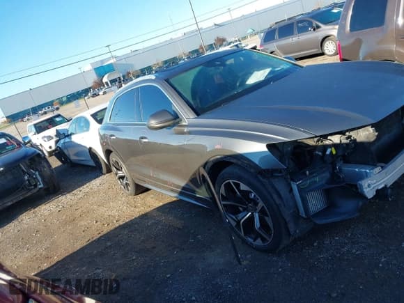 ✅ 2019 Audi Q8 Prestige • VIN: WA1CVBF19KD034955 • Лот: 43527046. Опубликован ранее на IAAI с пробегом 81 823 миль. Бесплатный доступ к архиву аукционных продаж из США и подробный отчёт об истории автомобиля на DreamBid. Изображение 13.