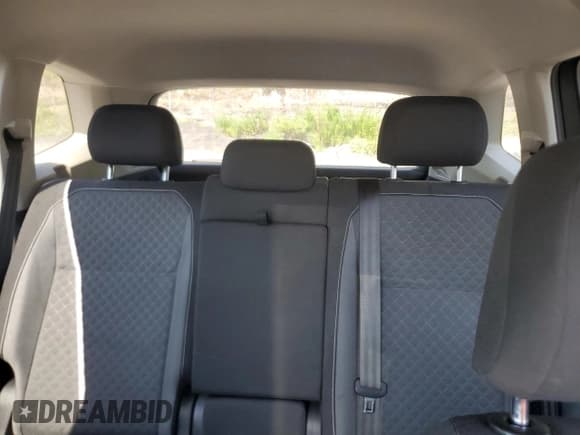 ✅ 2021 Volkswagen Tiguan S • VIN: 3VV0B7AX5MM074257 • Лот: 67538435. Опубликован ранее на Copart с пробегом 174 169 миль. Бесплатный доступ к архиву аукционных продаж из США и подробный отчёт об истории автомобиля на DreamBid. Изображение 10.