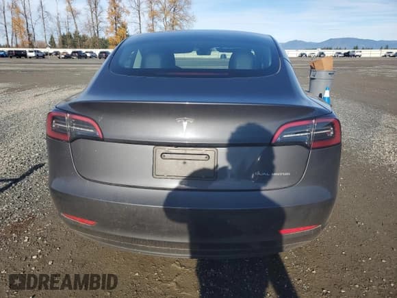 ✅ 2023 Tesla Model 3 Long Range • VIN: 5YJ3E1EB8PF598882 • Lot: 92873505. Wystawiony na Copart z przebiegiem 39 222 mil. Bezpłatny archiwum sprzedaży aukcyjnych z USA i szczegółowy raport historii pojazdu na DreamBid. Zdjęcie 6.