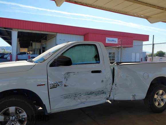 ✅ 2022 Ram 1500 Tradesman • VIN: 3C6JR6DT2NG405689 • Lot: 43699614. Listed on IAAI with Not provided. Free auction sales archive from the USA and detailed vehicle history report at DreamBid. Image 14.
