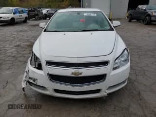✅ 2011 Chevrolet Malibu 1LT • VIN: 1G1ZC5E11BF139639 • Lot: 75858714. Wystawiony na Copart z przebiegiem 242 681 mil. Bezpłatny archiwum sprzedaży aukcyjnych z USA i szczegółowy raport historii pojazdu na DreamBid. Zdjęcie 5.