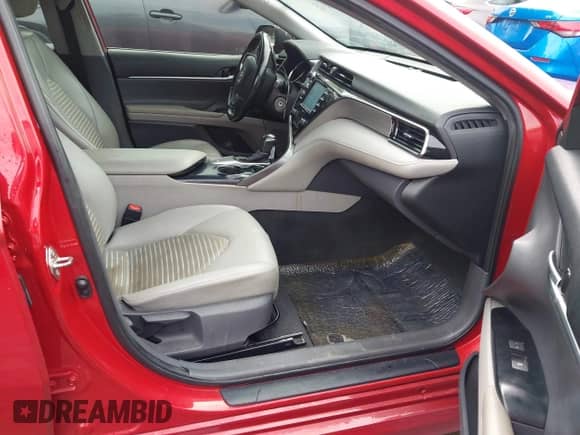 2020 Toyota Camry SE с VIN 4T1G11AK6LU360206, выставлен на аукционе IAAI как лот 43180776 с пробегом 123 421 миль миль и . История ставок и продаж доступна на DreamBid. Изображение 5.