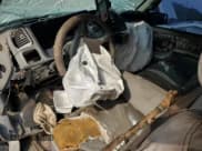 ✅ 1998 GMC Sierra 1500 • VIN: 2GTEK19R7W1505120 • Лот: 71555485. Опубликован ранее на Copart с пробегом Не указан. Бесплатный доступ к архиву аукционных продаж из США и подробный отчёт об истории автомобиля на DreamBid. Изображение 8.