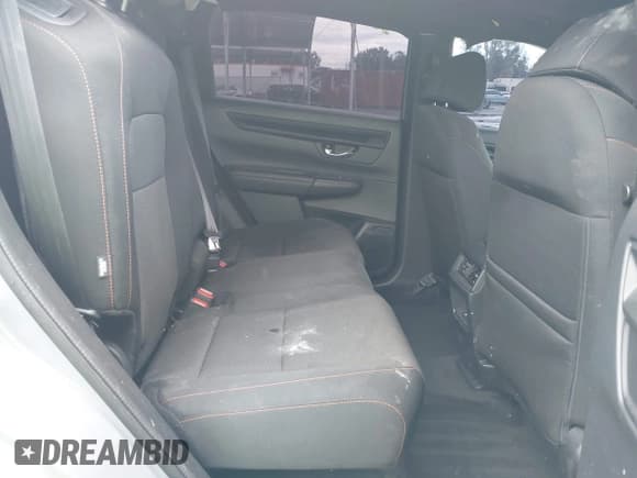 ✅ 2025 Honda CR-V Sport • VIN: 5J6RS5H5XSL011338 • Lot: 43261409. Wystawiony na IAAI z przebiegiem 2 412 mil. Bezpłatny archiwum sprzedaży aukcyjnych z USA i szczegółowy raport historii pojazdu na DreamBid. Zdjęcie 8.