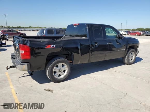 ✅ 2007 Chevrolet Silverado 1500 1LT • VIN: 2GCEC19J371733642 • Lot: 73386234. Listed on Copart with 221,391 mi. Free auction sales archive from the USA and detailed vehicle history report at DreamBid. Image 3.
