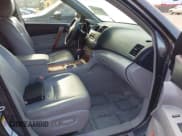 ✅ 2010 Toyota Highlander Limited • VIN: 5TDDK3EH1AS037505 • Lot: 43204412. Listed on IAAI with 227,298 mi. Free auction sales archive from the USA and detailed vehicle history report at DreamBid. Image 5.