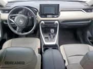 ✅ 2021 Toyota RAV4 XLE Premium • VIN: 2T3C1RFV7MW151789 • Лот: 58700795. Опубликован ранее на Copart с пробегом 105 648 миль. Бесплатный доступ к архиву аукционных продаж из США и подробный отчёт об истории автомобиля на DreamBid. Изображение 8.