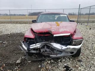 ✅ 1999 Dodge Dakota SLT • VIN: 1B7GL22X0XS268203 • Lot: 85155594. Wystawiony na Copart z przebiegiem 185 142 mil. Bezpłatny archiwum sprzedaży aukcyjnych z USA i szczegółowy raport historii pojazdu na DreamBid. Zdjęcie 5.