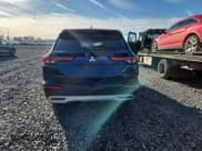 ✅ 2023 Mitsubishi Outlander SE • VIN: JA4J4UA82PZ009237 • Лот: 92210455. Опубликован ранее на Copart с пробегом 23 649 миль. Бесплатный доступ к архиву аукционных продаж из США и подробный отчёт об истории автомобиля на DreamBid. Изображение 6.