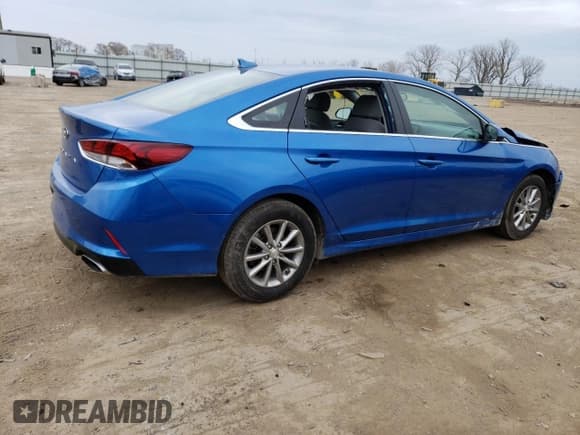 ✅ 2019 Hyundai Sonata SE • VIN: 5NPE24AF5KH763860 • Лот: 45404843. Опубликован ранее на Copart с пробегом 21 062 миль. Бесплатный доступ к архиву аукционных продаж из США и подробный отчёт об истории автомобиля на DreamBid. Изображение 3.
