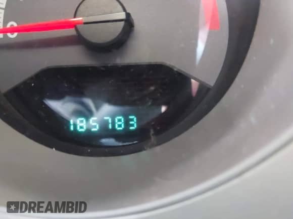 2010 Dodge Avenger SXT z VIN 1B3CC4FD0AN180494, wystawiony jako IAAI lot #41805186 z przebiegiem 185 783 mil mil oraz . Historia ofert i sprzedaży dostępna na DreamBid. Obrazek 7.