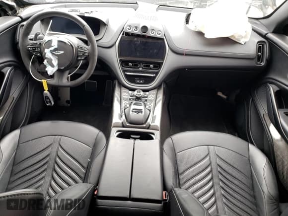 ✅ 2023 Aston Martin DBX 707 • VIN: SD7VUJBW2PTV06486 • Lot: 55818283. Wystawiony na Copart z przebiegiem Nie podano. Bezpłatny archiwum sprzedaży aukcyjnych z USA i szczegółowy raport historii pojazdu na DreamBid. Zdjęcie 8.