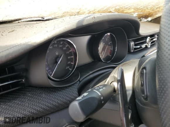 ✅ 2021 Maserati Quattroporte • VIN: ZAM56ZPAXM1376157 • Lot: 69994743. Listed on Copart with Not provided. Free auction sales archive from the USA and detailed vehicle history report at DreamBid. Image 9.