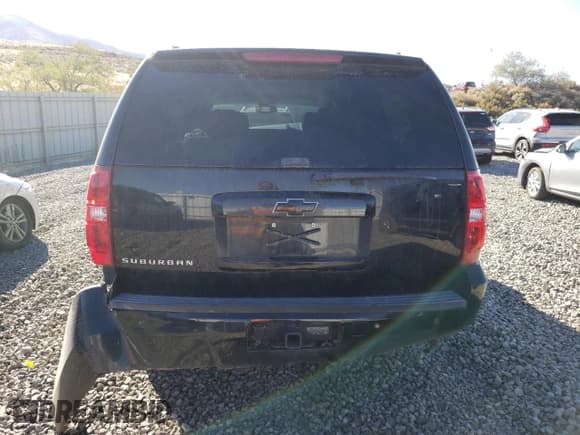 ✅ 2007 Chevrolet Suburban LTZ • VIN: 3GNFK16347G260054 • Lot: 70773884. Wystawiony na Copart z przebiegiem Nie podano. Bezpłatny archiwum sprzedaży aukcyjnych z USA i szczegółowy raport historii pojazdu na DreamBid. Zdjęcie 6.