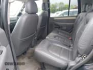 ✅ 2003 Ford Explorer XLT • VIN: 1FMZU73K33ZA17467 • Lot: 42305883. Listed on IAAI with 209,310 mi. Free auction sales archive from the USA and detailed vehicle history report at DreamBid. Image 8.