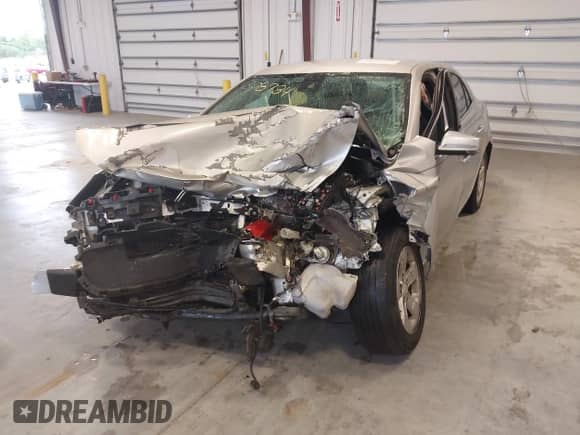 2015 Chevrolet Malibu LT with VIN 1G11C5SL0FF308784, listed as a IAAI auction lot 42242688 with 120,956 mi miles and . Bid and sale history available at DreamBid. Image 6.