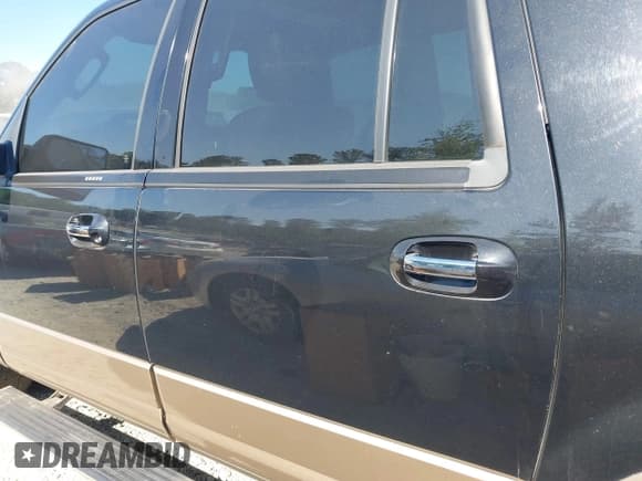 ✅ 2012 Ford Expedition Max King Ranch • VIN: 1FMJK1H56CEF55056 • Lot: 42345545. Listed on IAAI with 209,483 mi. Free auction sales archive from the USA and detailed vehicle history report at DreamBid. Image 14.