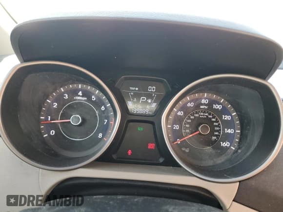 ✅ 2016 Hyundai Elantra SE • VIN: 5NPDH4AE4GH788404 • Lot: 71842045. Listed on Copart with 139,889 mi. Free auction sales archive from the USA and detailed vehicle history report at DreamBid. Image 9.