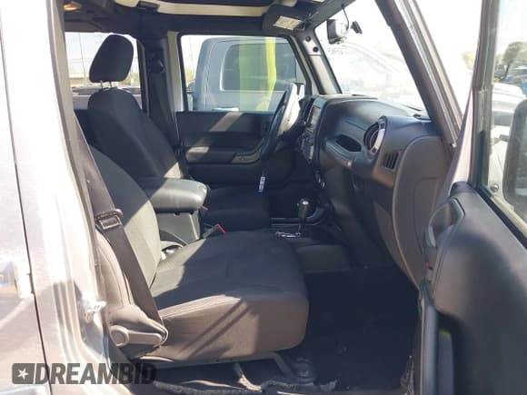 ✅ 2016 Jeep Wrangler Unlimited Sport • VIN: 1C4BJWDG9GL247638 • Lot: 43338629. Listed on IAAI with 109,628 mi. Free auction sales archive from the USA and detailed vehicle history report at DreamBid. Image 5.