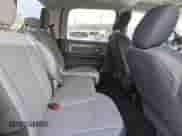 2023 Ram 1500 SLT z VIN 1C6RR7TT3PS565277, wystawiony jako Copart lot #88987655 z przebiegiem 32 934 mil mil oraz Szkoda całkowita • Salvage title. Historia ofert i sprzedaży dostępna na DreamBid. Obrazek 10.