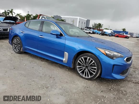 ✅ 2018 Kia Stinger Premium • VIN: KNAE25LA1J6014938 • Lot: 86449535. Wystawiony na Copart z przebiegiem 93 668 mil. Bezpłatny archiwum sprzedaży aukcyjnych z USA i szczegółowy raport historii pojazdu na DreamBid. Zdjęcie 4.