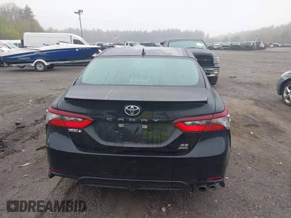 2022 Toyota Camry SE with VIN 4T1G11BK1NU072711, listed as a IAAI auction lot 42173404 with 26,504 mi miles and . Bid and sale history available at DreamBid. Image 17.