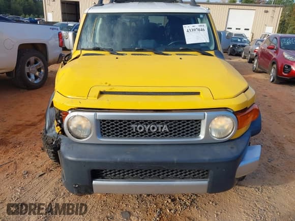 ✅ 2007 Toyota FJ Cruiser • VIN: JTEZU11F770010728 • Lot: 43397046. Listed on IAAI with 217,342 mi. Free auction sales archive from the USA and detailed vehicle history report at DreamBid. Image 12.