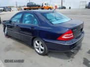 ✅ 2005 Mercedes-Benz C 230 Kompressor • VIN: WDBRF40J85F563743 • Lot: 42173922. Wystawiony na IAAI z przebiegiem 43 639 mil. Bezpłatny archiwum sprzedaży aukcyjnych z USA i szczegółowy raport historii pojazdu na DreamBid. Zdjęcie 3.