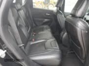 ✅ 2019 Jeep Cherokee Altitude • VIN: 1C4PJMLX5KD435796 • Lot: 84999425. Wystawiony na Copart z przebiegiem 85 010 mil. Bezpłatny archiwum sprzedaży aukcyjnych z USA i szczegółowy raport historii pojazdu na DreamBid. Zdjęcie 10.