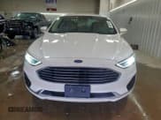 ✅ 2019 Ford Fusion SEL • VIN: 3FA6P0CDXKR163865 • Лот: 94070485. Опубликован ранее на Copart с пробегом 87 182 миль. Бесплатный доступ к архиву аукционных продаж из США и подробный отчёт об истории автомобиля на DreamBid. Изображение 5.