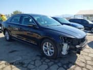 ✅ 2017 Volkswagen Passat S • VIN: 1VWAT7A3XHC083053 • Lot: 43109051. Wystawiony na IAAI z przebiegiem 58 708 mil. Bezpłatny archiwum sprzedaży aukcyjnych z USA i szczegółowy raport historii pojazdu na DreamBid. Zdjęcie 1.