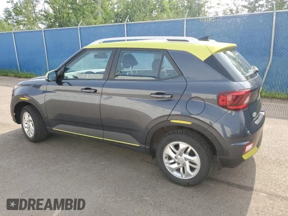 ✅ 2021 Hyundai Venue SEL • VIN: KMHRC8A35MU092142 • Lot: 57323545. Listed on Copart with 31,053 mi. Free auction sales archive from the USA and detailed vehicle history report at DreamBid. Image 2.