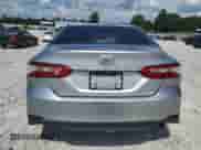 2019 Toyota Camry LE z VIN 4T1B11HKXKU193153, wystawiony jako Copart lot #66660725 z przebiegiem 130 057 mil mil oraz Szkoda całkowita • Salvage title. Historia ofert i sprzedaży dostępna na DreamBid. Obrazek 6.