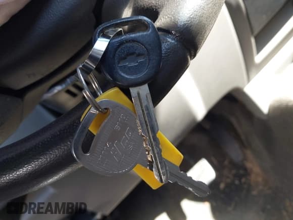 ✅ 2006 Chevrolet Colorado LS • VIN: 1GCCS198668128873 • Лот: 41070107. Опубликован ранее на IAAI с пробегом 159 235 миль. Бесплатный доступ к архиву аукционных продаж из США и подробный отчёт об истории автомобиля на DreamBid. Изображение 11.