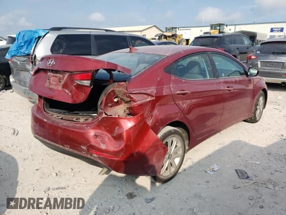 ✅ 2015 Hyundai Elantra SE • VIN: 5NPDH4AE9FH631370 • Lot: 69645385. Wystawiony na Copart z przebiegiem 124 089 mil. Bezpłatny archiwum sprzedaży aukcyjnych z USA i szczegółowy raport historii pojazdu na DreamBid. Zdjęcie 3.