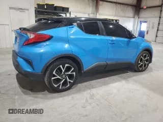 ✅ 2019 Toyota C-HR XLE • VIN: JTNKHMBX7K1018636 • Лот: 92493095. Опубликован ранее на Copart с пробегом 131 335 миль. Бесплатный доступ к архиву аукционных продаж из США и подробный отчёт об истории автомобиля на DreamBid. Изображение 3.