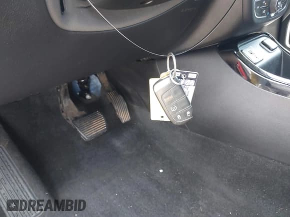 ✅ 2019 Jeep Compass Limited • VIN: 3C4NJCCB7KT802133 • Lot: 42571988. Listed on IAAI with 99,943 mi. Free auction sales archive from the USA and detailed vehicle history report at DreamBid. Image 11.