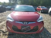 ✅ 2016 Hyundai Veloster • VIN: KMHTC6AD0GU264472 • Lot: 62880064. Wystawiony na Copart z przebiegiem 139 362 mil. Bezpłatny archiwum sprzedaży aukcyjnych z USA i szczegółowy raport historii pojazdu na DreamBid. Zdjęcie 5.