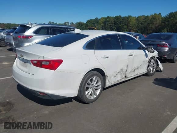 ✅ 2016 Chevrolet Malibu LT • VIN: 1G1ZE5ST1GF285241 • Lot: 43466743. Wystawiony na IAAI z przebiegiem 157 547 mil mil. Skorzystaj z bezpłatnego archiwum sprzedaży aukcyjnych z USA i zobacz szczegółowy raport historii pojazdu na DreamBid. Zdjęcie 4.
