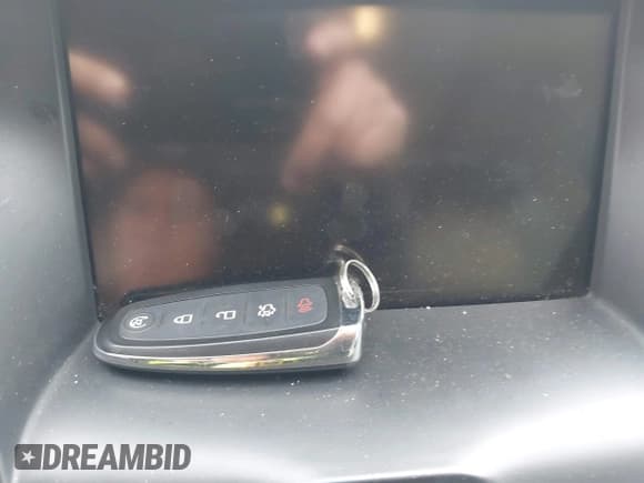 ✅ 2015 Ford Focus Titanium • VIN: 1FADP3N2XFL211275 • Lot: 43659891. Wystawiony na IAAI z przebiegiem 147 389 mil. Bezpłatny archiwum sprzedaży aukcyjnych z USA i szczegółowy raport historii pojazdu na DreamBid. Zdjęcie 11.