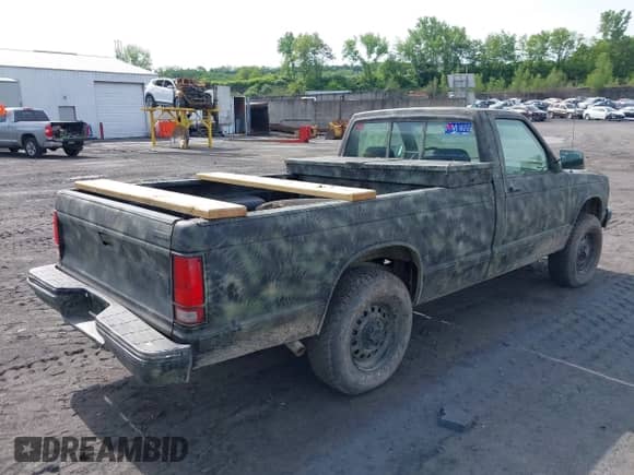 1993 Chevrolet S-10 EL X81 с VIN 1GCCT14Z4P8194501, выставлен на аукционе IAAI как лот 42257001 с пробегом 134 414 миль миль и . История ставок и продаж доступна на DreamBid. Изображение 4.