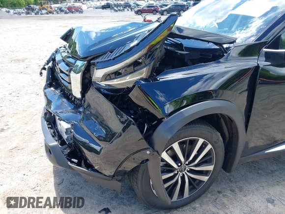 ✅ 2025 Nissan Pathfinder Platinum • VIN: 5N1DR3DH8SC224770 • Лот: 42261002. Опубликован ранее на IAAI с пробегом 1 026 миль. Бесплатный доступ к архиву аукционных продаж из США и подробный отчёт об истории автомобиля на DreamBid. Изображение 6.